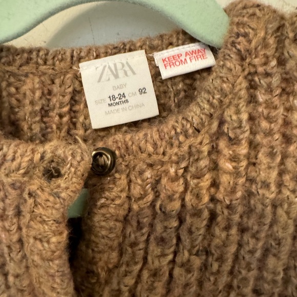 Zara baby sweater - Picture 2 of 3